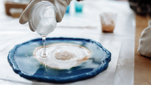 Read more about the article Is Resin Art Masculine, Feminine, or Genderless?