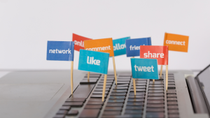 Read more about the article Child Influencers: The Effect of Parents Monetizing Kids Online